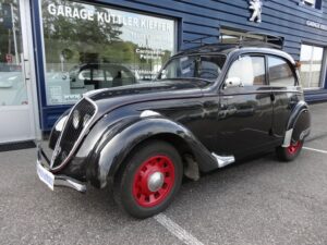 PEUGEOT 202