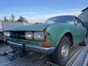 PEUGEOT 504 COUPE