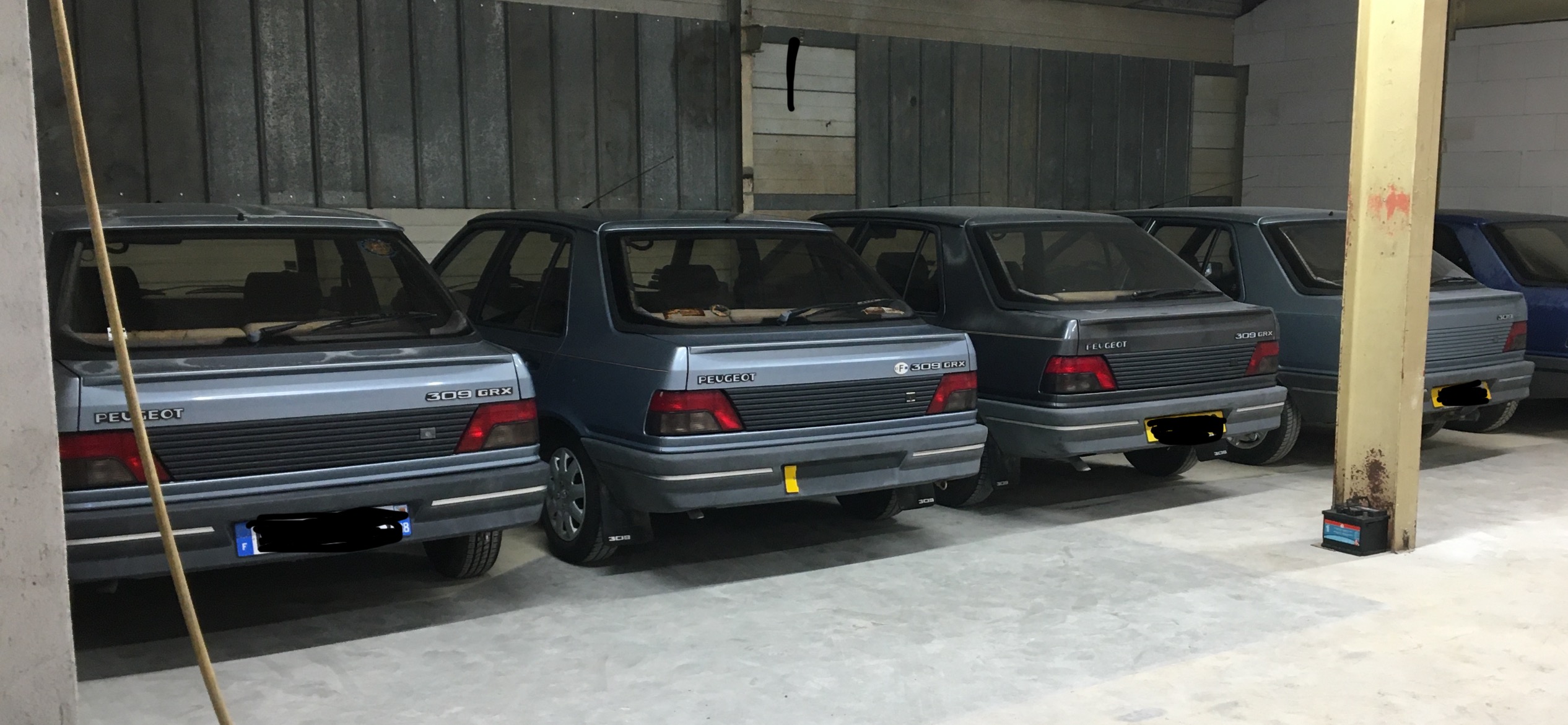 LOT PEUGEOT 309